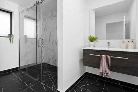 Photo of property in 33 Jean Batten Lane, Rolleston, 7615