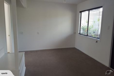 Photo of property in 46 Masterton Road, Rothesay Bay, Auckland, 0630