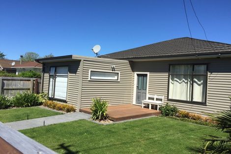 Photo of property in 16 Lees Road, Strowan, Christchurch, 8052