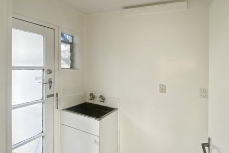 Photo of property in 1/26 Copley Street, New Lynn, Auckland, 0600