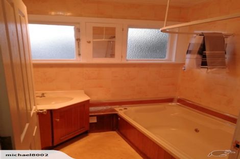 Photo of property in 76 Barrington Street, Somerfield, Christchurch, 8024