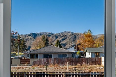 Photo of property in 116 Neplusultra Street, Cromwell, 9310