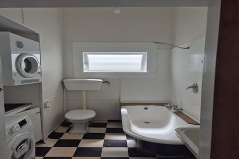 Photo of property in 22 Scarborough Terrace, Mount Victoria, Wellington, 6011