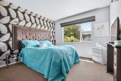 Photo of property in 2/35 Fairview Terrace, Waipahihi, Taupo, 3330