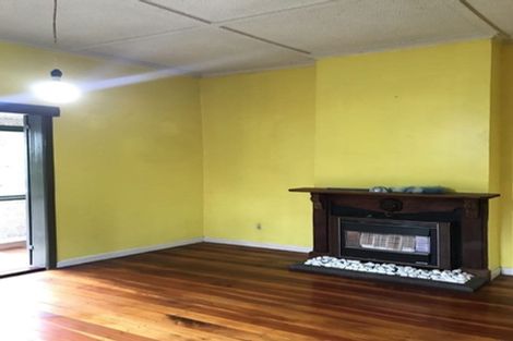 Photo of property in 16 Rimu Street, New Lynn, Auckland, 0600