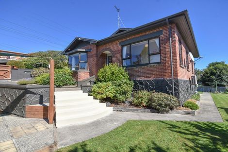 Photo of property in 27 Clyde Street, Kinmont Park, Mosgiel, 9024
