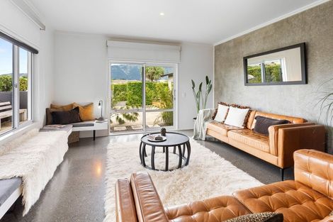 Photo of property in 14 Pairuku Lane, Peka Peka, Waikanae, 5391