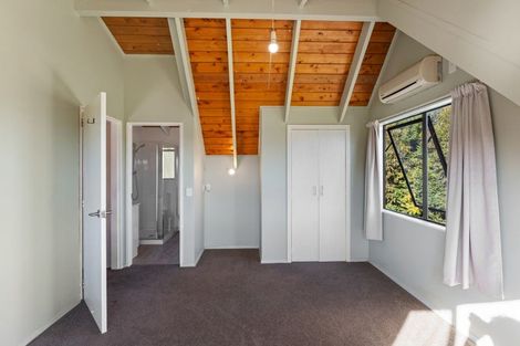 Photo of property in 593 Waikawa Beach Road, Waikawa Beach, Levin, 5573