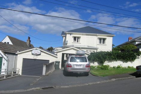 Photo of property in 43 Rawhiti Terrace, Kelburn, Wellington, 6012