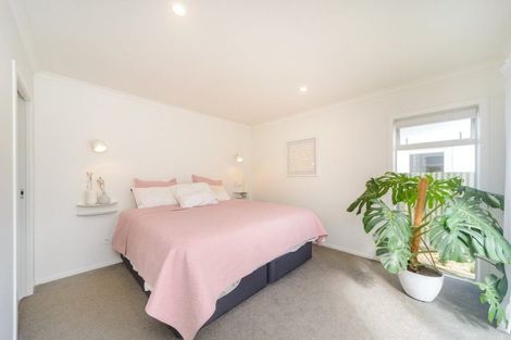 Photo of property in 12a Belvedere Crescent, Takaro, Palmerston North, 4412