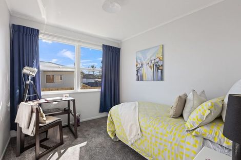 Photo of property in 71b Red Beach Road, Red Beach, 0932