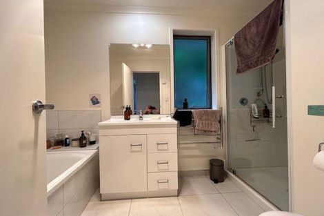 Photo of property in 24 Laly Haddon Place, Matakana, 0985