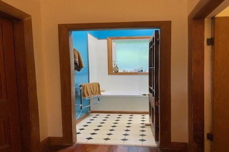 Photo of property in 19 Crieff Street, Northland, Wellington, 6012