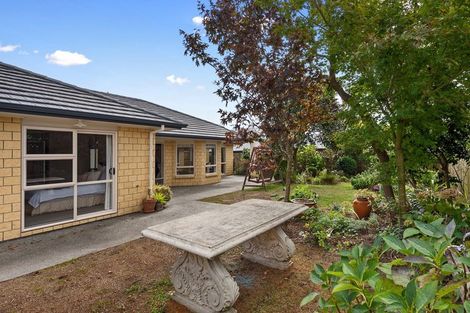 Photo of property in 10 Oldfield Court, Huntington, Hamilton, 3210