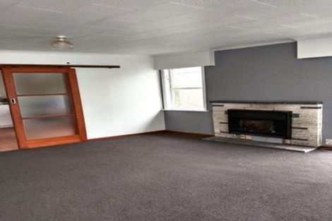 Photo of property in 2 Epsom Way, Karori, Wellington, 6012