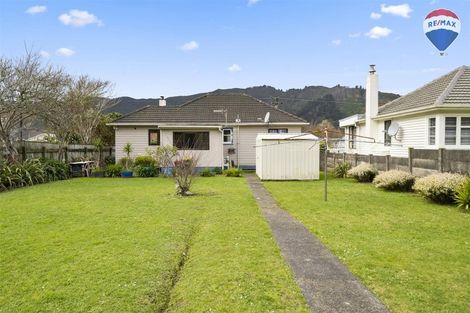 Photo of property in 50 Dover Road, Wainuiomata, Lower Hutt, 5014
