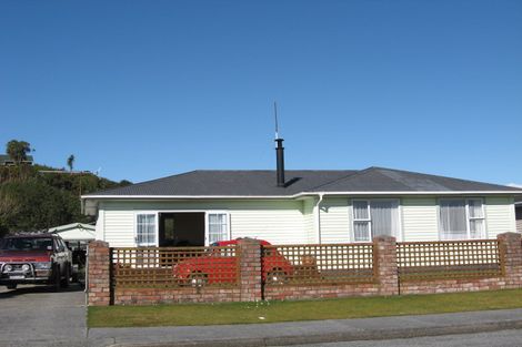 Photo of property in 212 Sewell Street, Hokitika, 7810