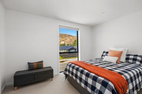 Photo of property in 30 Woods Crescent, Cromwell, 9310