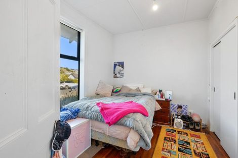 Photo of property in 92 Young Street, New Plymouth, 4310