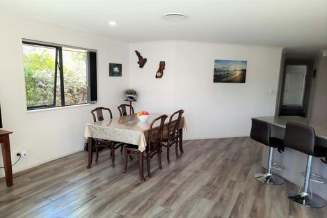 Photo of property in 28 Halyard Loop, Haruru, 0204