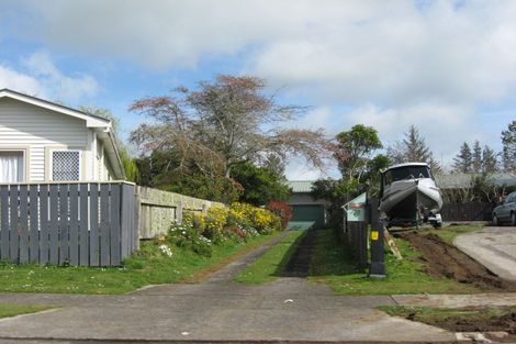 Photo of property in 28 Rewa Street, Inglewood, 4330