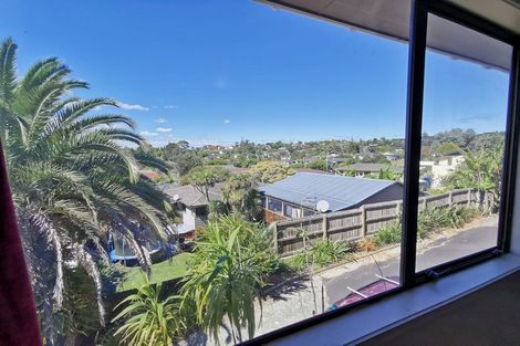 Photo of property in 41 Pisces Road, Glen Eden, Auckland, 0602