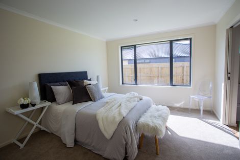 Photo of property in 7 Devon Lane, Carterton, 5713