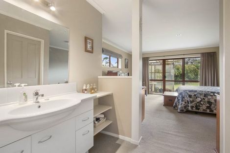 Photo of property in 38 Macmillan Street, Katikati, 3129