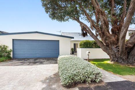 Photo of property in 5 Thornycroft Avenue, Epuni, Lower Hutt, 5011