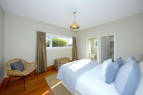 Photo of property in 36 Koromiko Street, Saint Martins, Christchurch, 8022