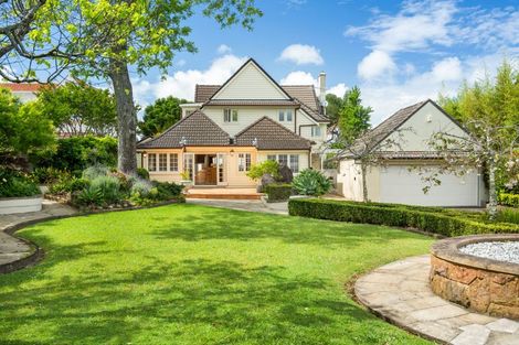 Photo of property in 7 Marine Terrace, Bayswater, Auckland, 0622