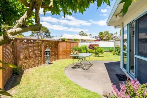 Photo of property in 1 Ryegrass Dell, Welcome Bay, Tauranga, 3112