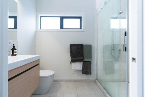 Photo of property in 35 Queen Street, Mount Victoria, Wellington, 6011