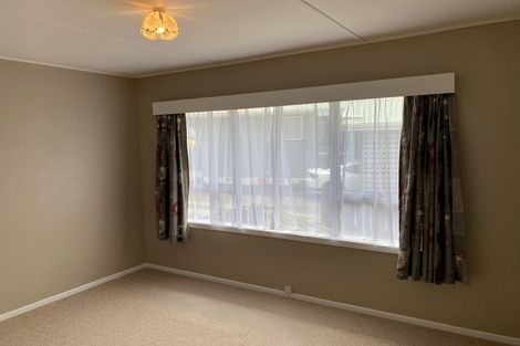 Photo of property in 87b Main Road, Wainuiomata, Lower Hutt, 5014