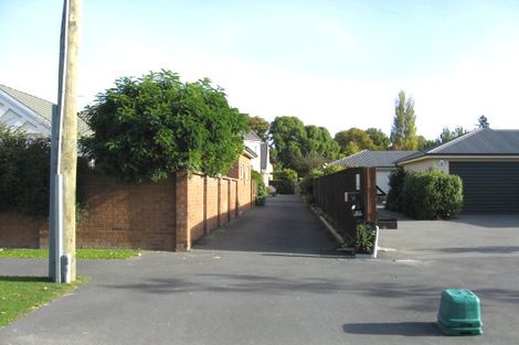 Photo of property in 53 Hamilton Avenue, Ilam, Christchurch, 8041