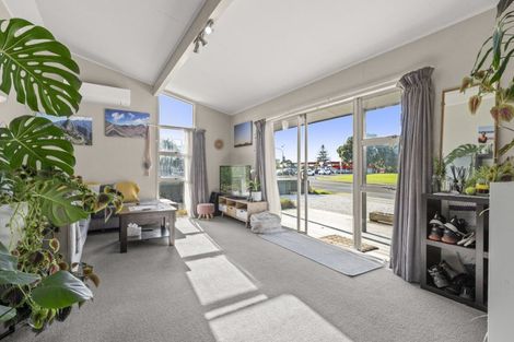 Photo of property in 4 Gloucester Road, Mount Maunganui, 3116