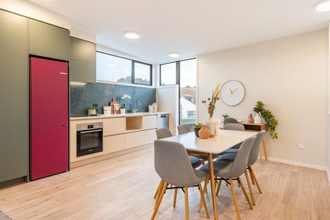 Photo of property in 52u7 Northland Road, Northland, Wellington, 6012