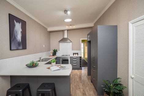 Photo of property in 754 Tremaine Avenue, Palmerston North, 4414
