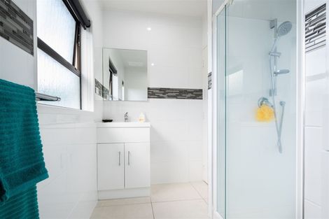 Photo of property in 161 Luckens Road, West Harbour, Auckland, 0618