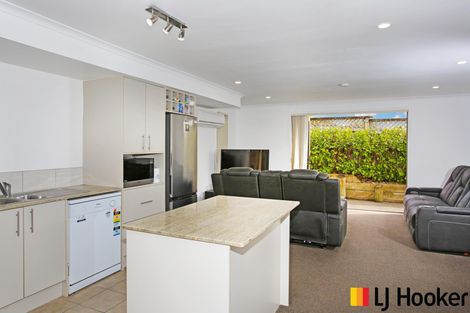 Photo of property in 12 Merlot Lane, Pukekohe, 2120