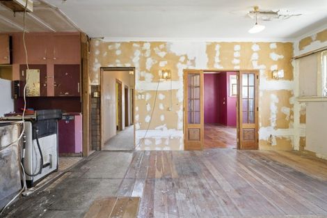 Photo of property in 81 Brougham Street, Mount Victoria, Wellington, 6011