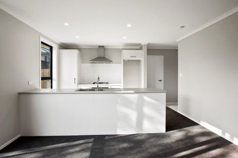 Photo of property in 143 Avalon Drive, Nawton, Hamilton, 3200
