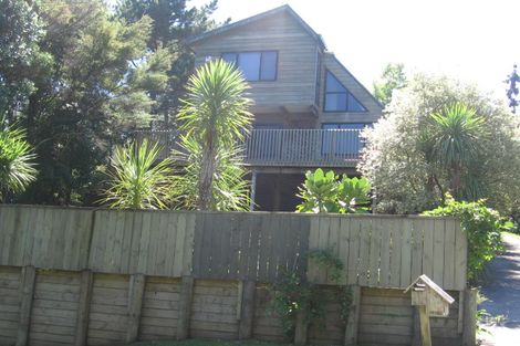 Photo of property in 2/141 Balmain Road, Birkenhead, Auckland, 0626