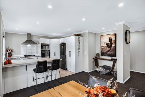 Photo of property in 22 Huka Heights Drive, Rangatira Park, Taupo, 3330