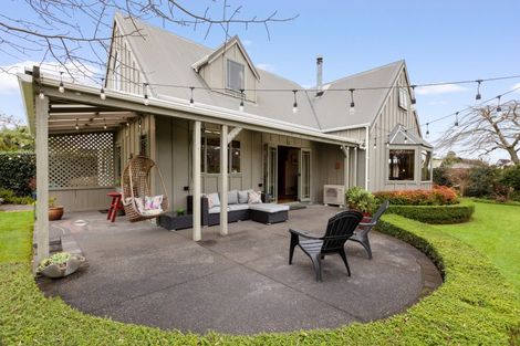 Photo of property in 5 Bosworth Street, Egmont Village, 4372