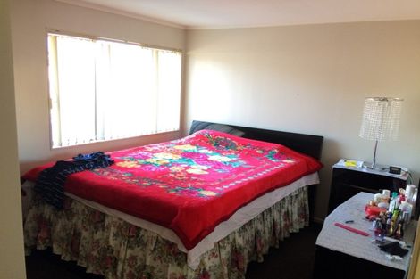 Photo of property in 8 Josie Lane, Manurewa, Auckland, 2102