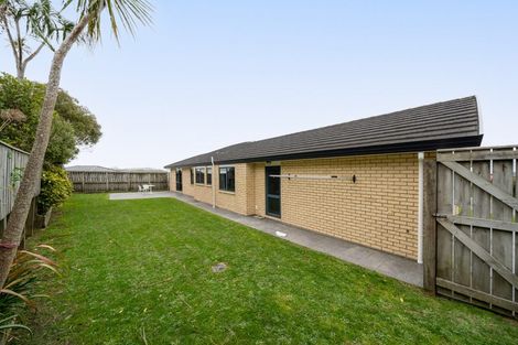 Photo of property in 2 Comber Place, Johnsonville, Wellington, 6037