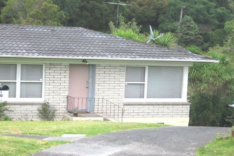 Photo of property in 1/32 Segedin Place, Glenfield, Auckland, 0629