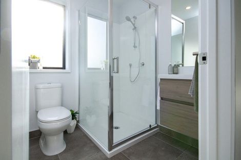 Photo of property in 5 Whati Lane, Henderson, Auckland, 0612