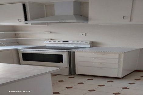 Photo of property in 218u8 Onepu Road, Lyall Bay, Wellington, 6022